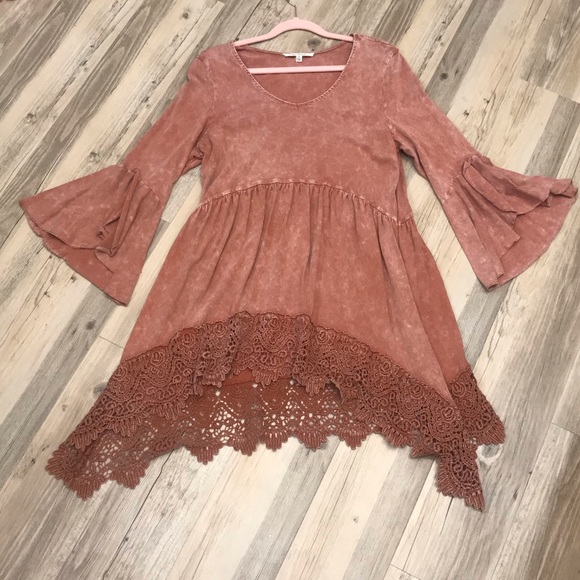 Boutique Distressed Boho Tunic size Medium - Picture 10 of 13